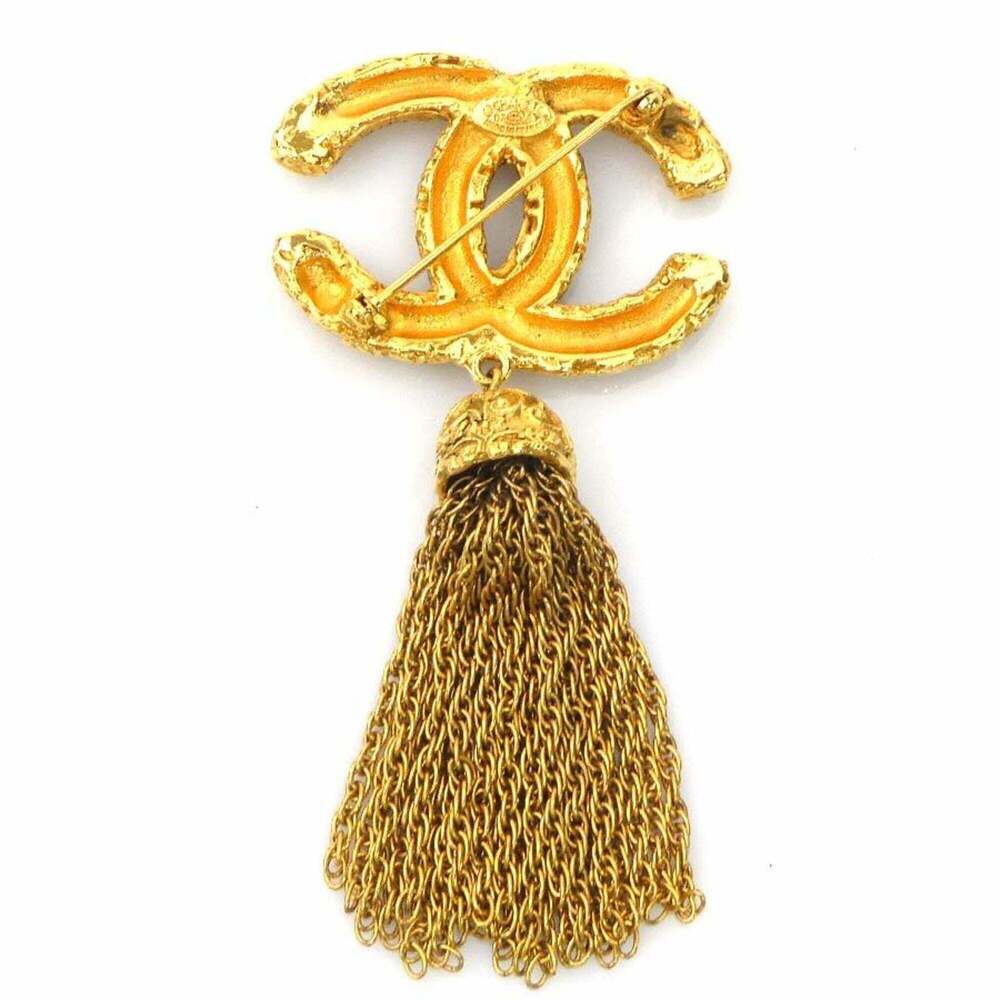 CHANEL Gold Logo Brooch - Picture 5 of 10